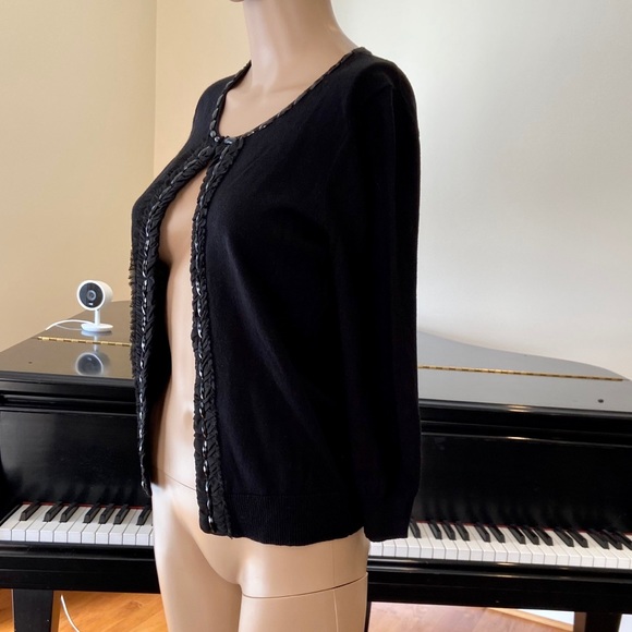 NWT Banana Republic black minimalist cozy classic embellished cardigan/sweater - Picture 4 of 12